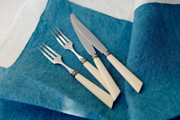 Dessert Cutlery Set (Ivory powder)