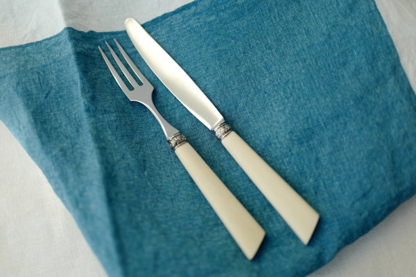 Dessert Cutlery Set (Ivory powder)