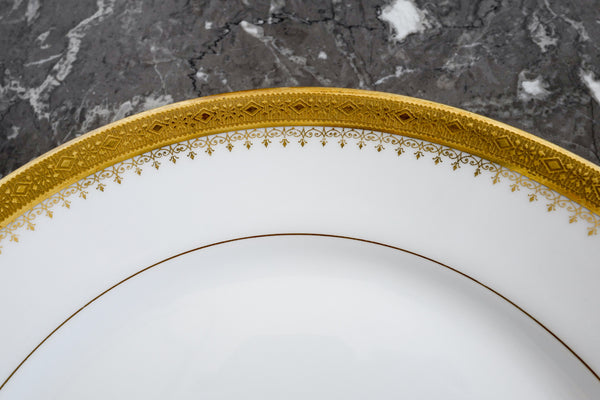 Incrustation Gold Rimmed Dinner Plate