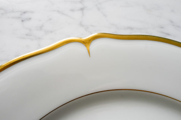 Scalloped Gold Rimmed Dinner Plate