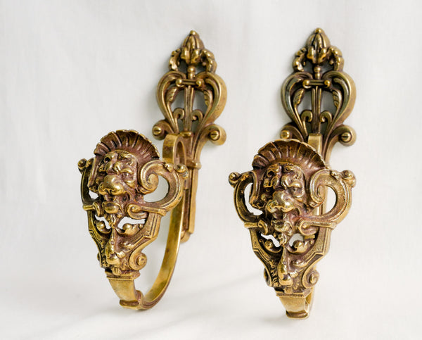 Brass Lion Hook