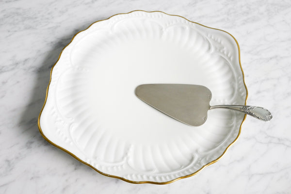 Blanche Cake Serving Plate