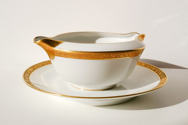 Incrustation Sauce Boat