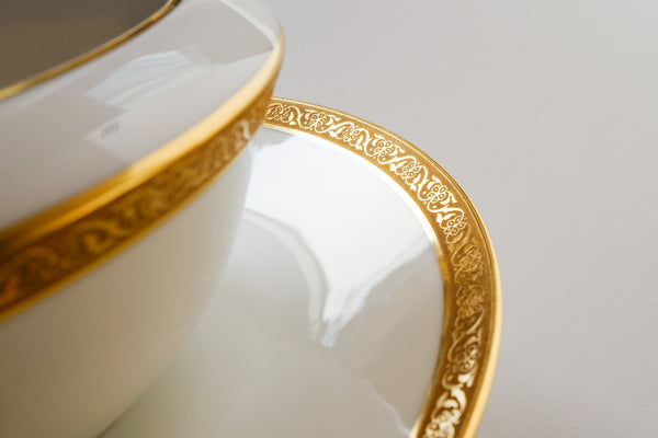 Incrustation Sauce Boat