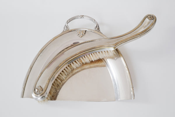Etoile Silver Plated Crumb Tray & Brush