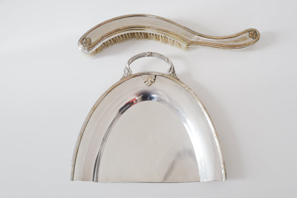 Etoile Silver Plated Crumb Tray & Brush